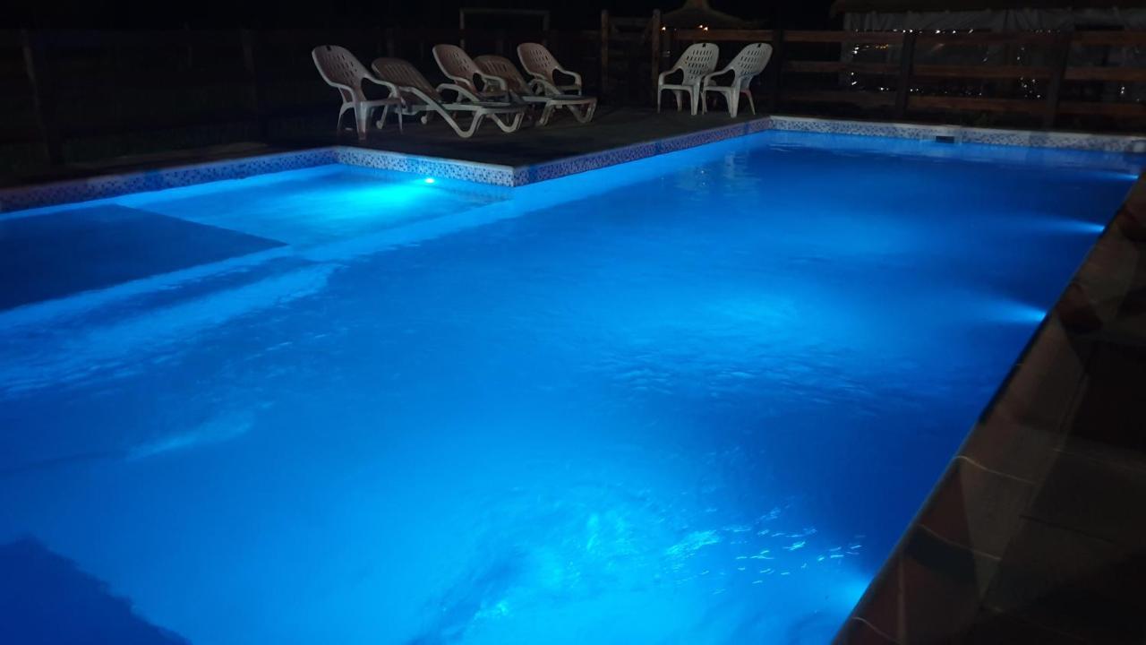 Complejo Manto De Estrellas Apartamento Colon  Exterior foto
